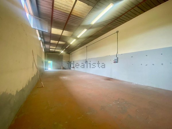 ufficio in affitto a Capannori in zona Lunata