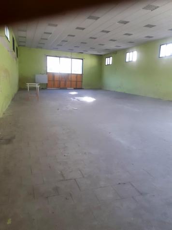 locale commerciale in affitto a Capannori