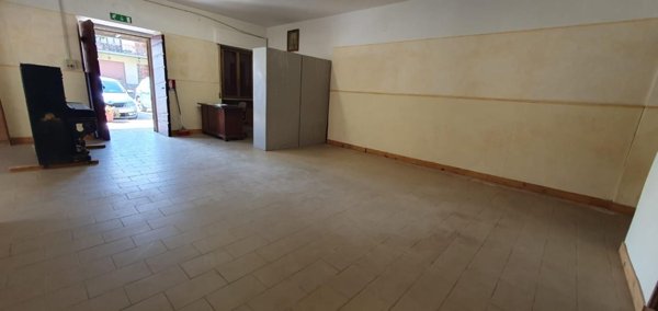 locale di sgombero in affitto a Capannori