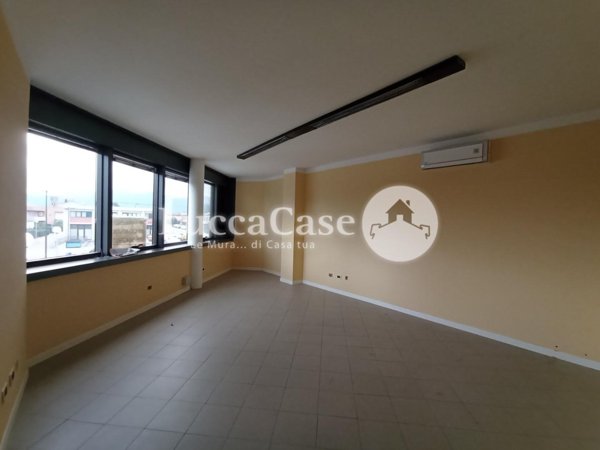 ufficio in affitto a Capannori
