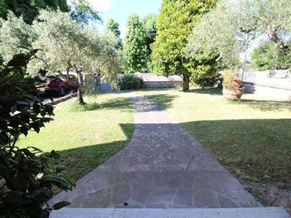 casa indipendente in affitto a Capannori