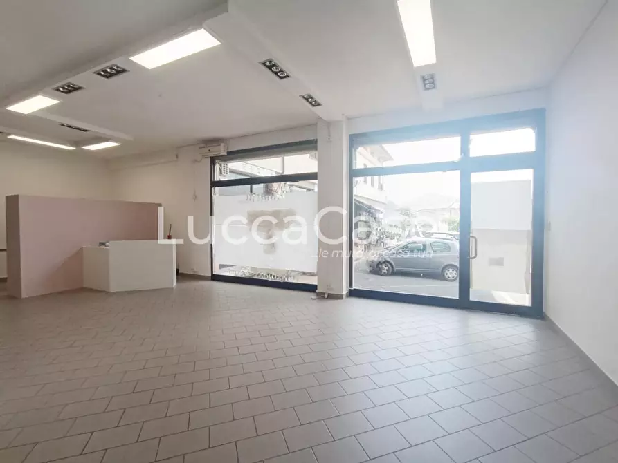 locale commerciale in affitto a Capannori in zona Marlia