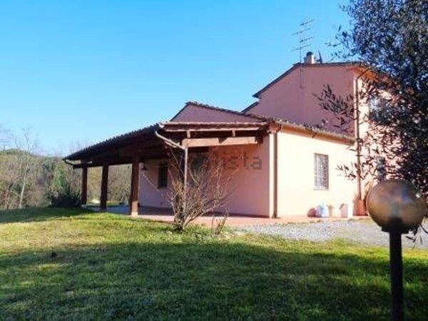 casa indipendente in affitto a Capannori