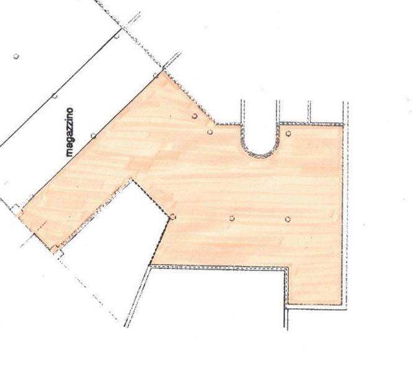 locale di sgombero in affitto a Capannori