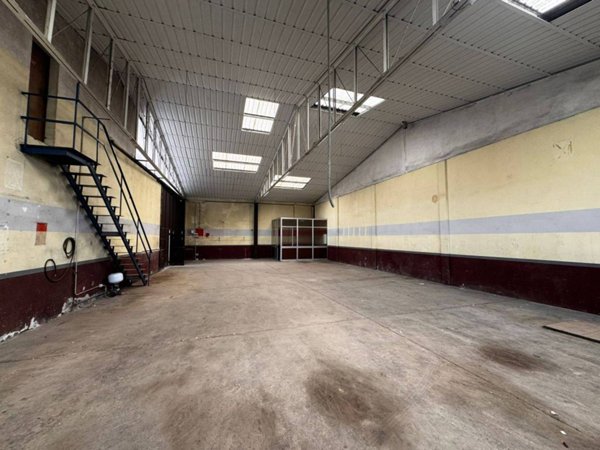 locale commerciale in affitto a Capannori