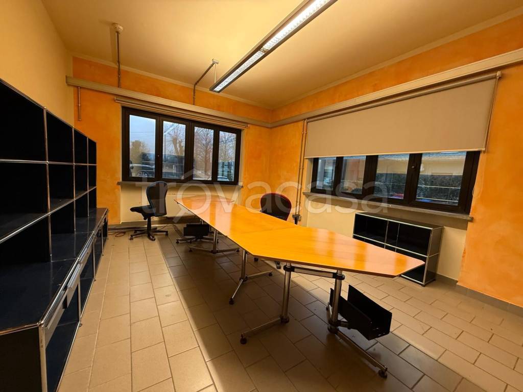 ufficio in affitto a Capannori in zona Santa Margherita