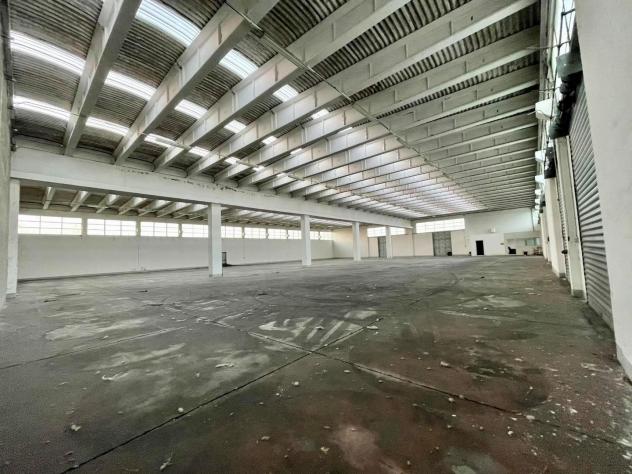 locale commerciale in affitto a Capannori