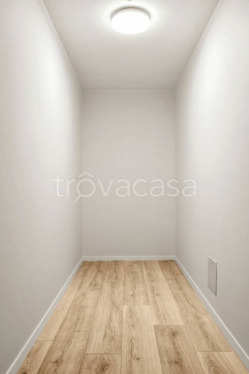 locale commerciale in affitto a Capannori in zona Lunata