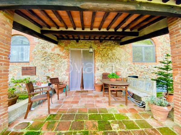 casa indipendente in affitto a Capannori