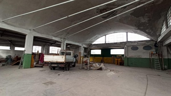 capannone in affitto a Capannori