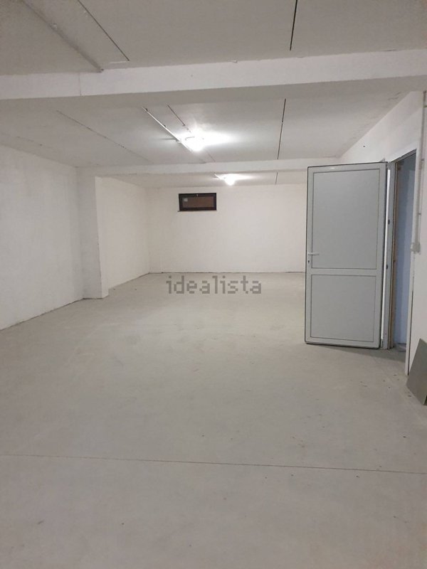 locale di sgombero in affitto a Capannori