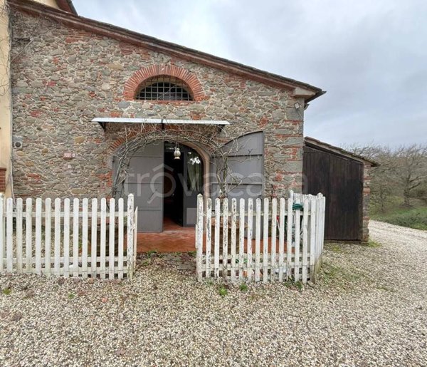 casa indipendente in affitto a Capannori