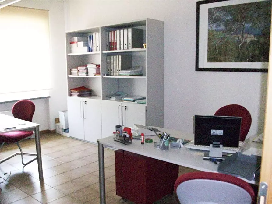 capannone in affitto a Capannori