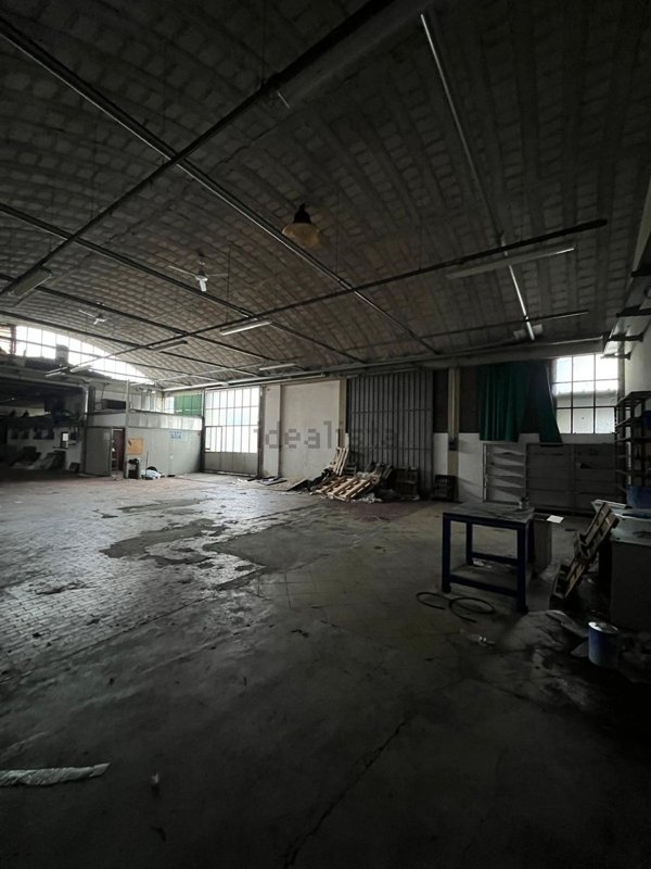 capannone in affitto a Capannori