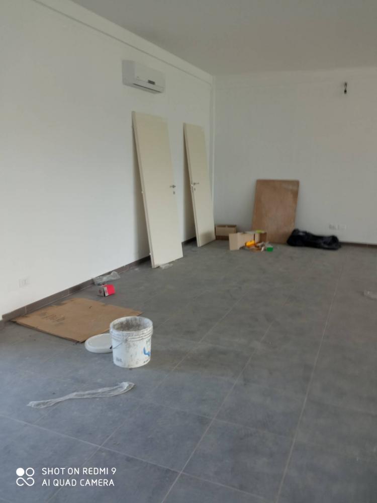 locale di sgombero in affitto a Capannori in zona Lammari