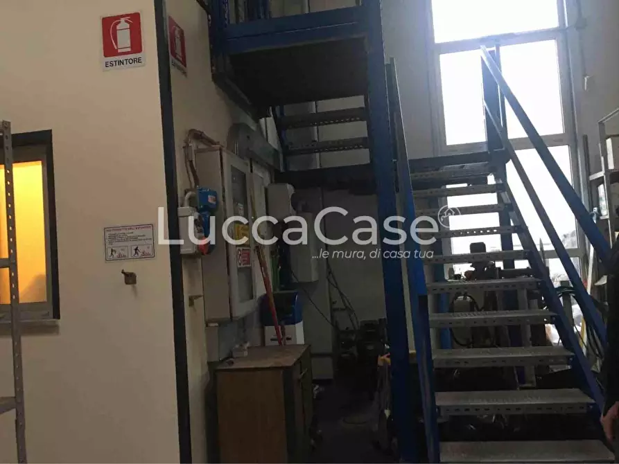 ufficio in affitto a Capannori in zona Carraia