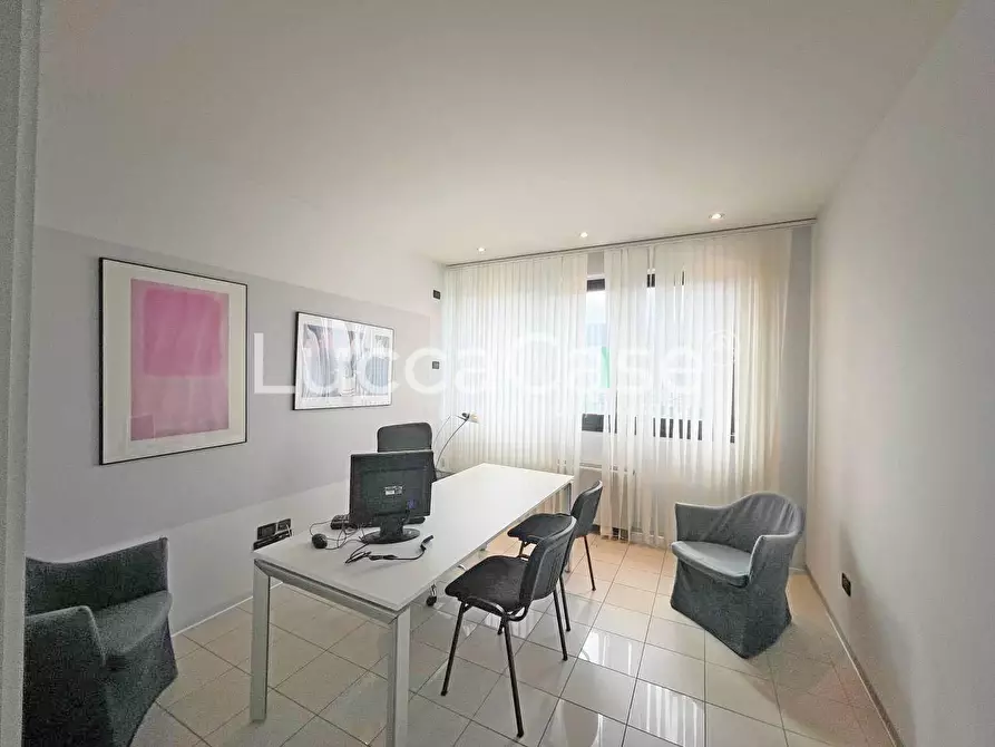 ufficio in affitto a Capannori in zona Guamo