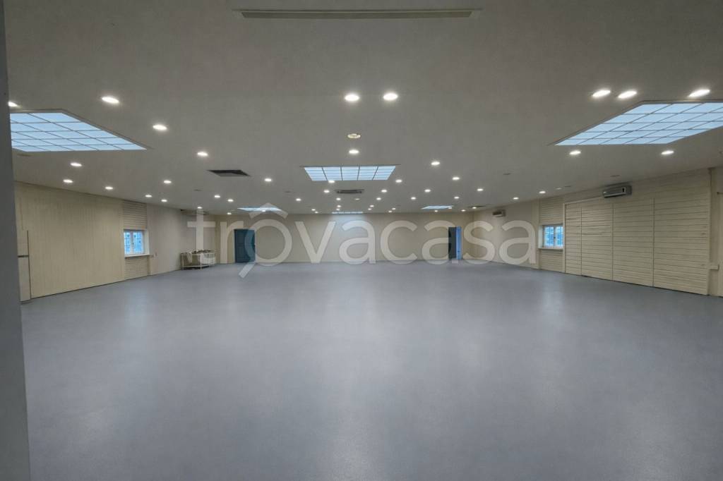 locale commerciale in affitto a Capannori in zona Guamo