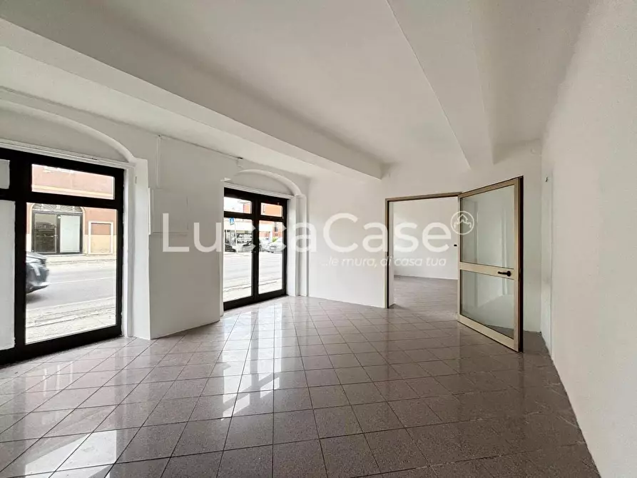 locale commerciale in affitto a Capannori