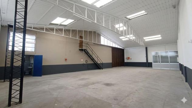 locale commerciale in affitto a Capannori