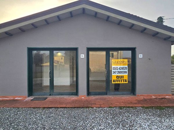 negozio in affitto a Capannori in zona Santa Margherita