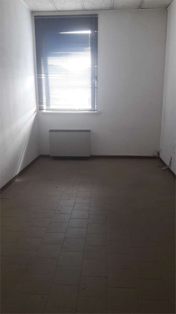 ufficio in affitto a Capannori in zona Guamo