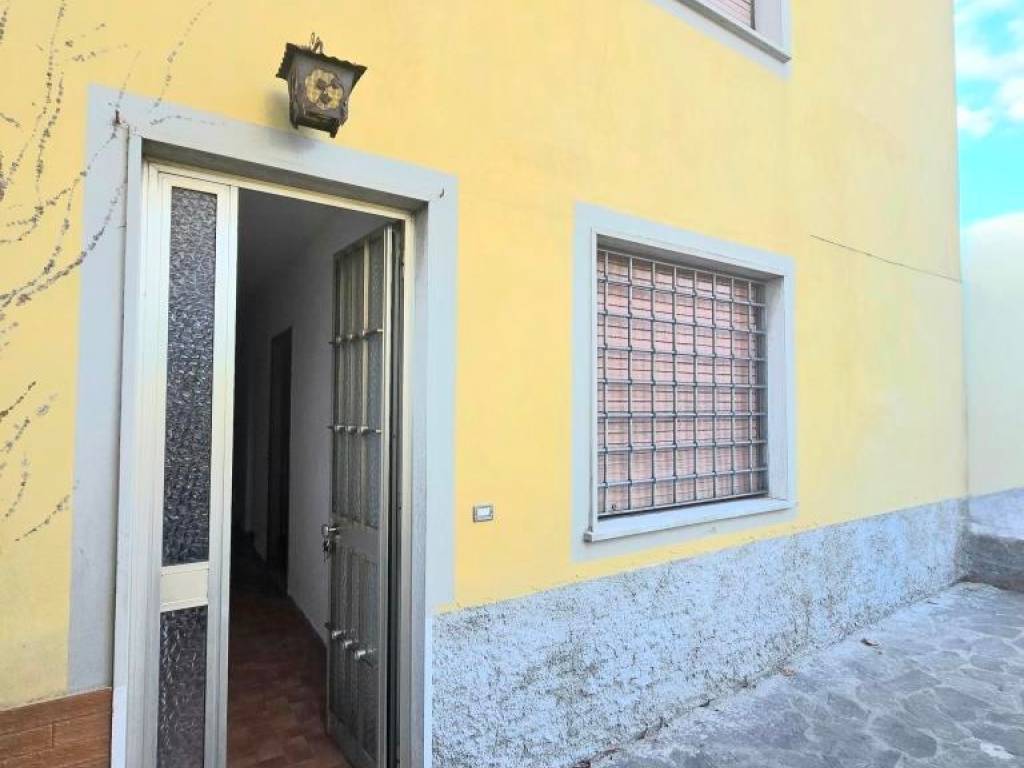 casa indipendente in affitto a Capannori