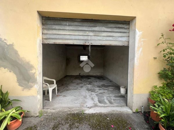 locale di sgombero in affitto a Capannori in zona Lunata
