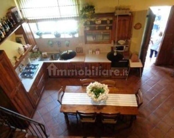 pentavano in affitto a Capannori