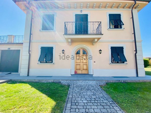 casa indipendente in affitto a Capannori in zona Lunata