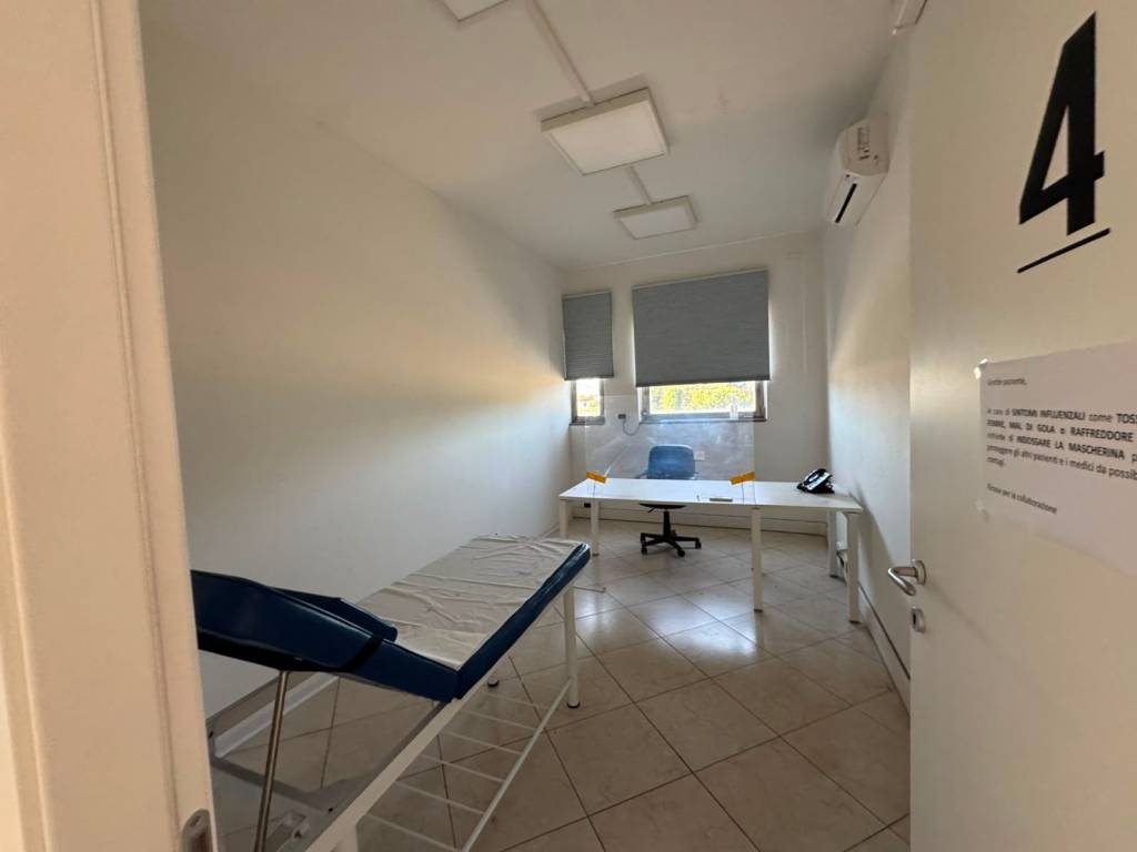 ufficio in affitto a Capannori in zona Lunata