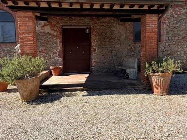 casa indipendente in affitto a Capannori