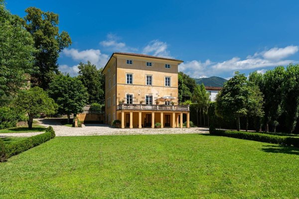 casa indipendente in affitto a Capannori in zona Segromigno in Monte