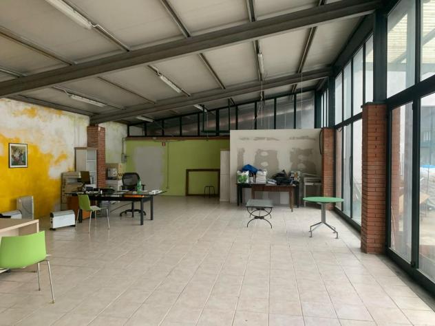 locale commerciale in affitto a Capannori
