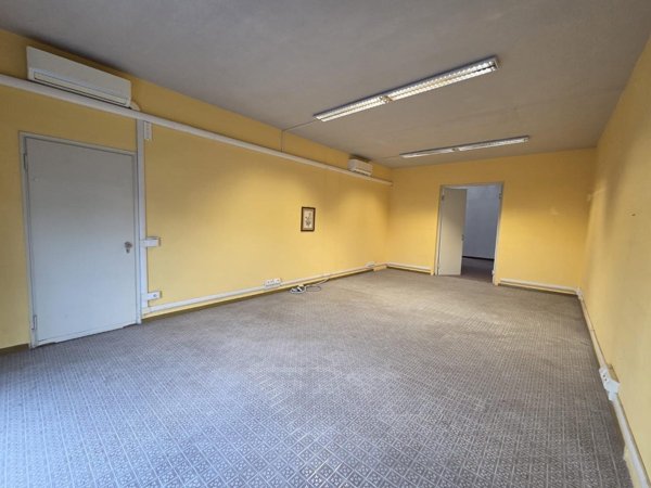 locale commerciale in affitto a Capannori