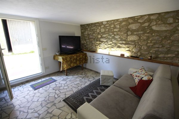 appartamento in affitto a Capannori in zona Castelvecchio di Compito