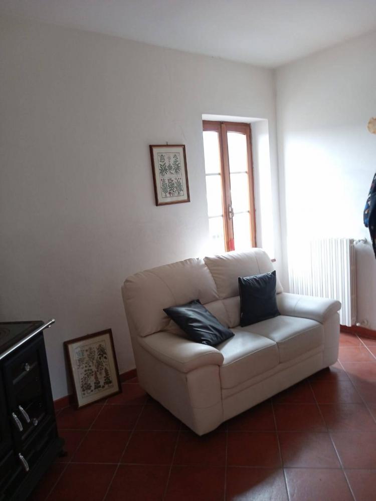 casa indipendente in affitto a Castelnuovo di Garfagnana