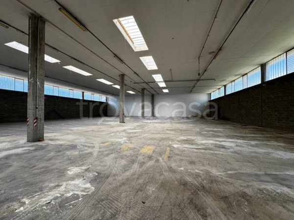 locale commerciale in affitto a Coreglia Antelminelli