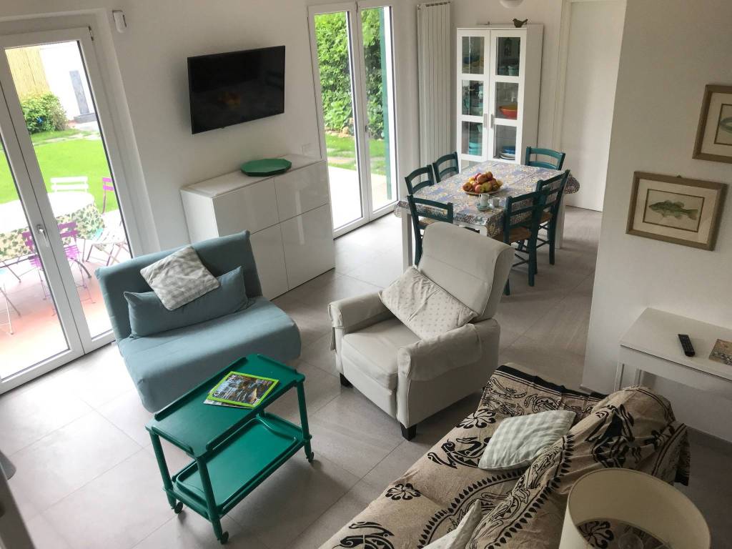 casa indipendente in affitto a Forte dei Marmi in zona Vittoria Apuana