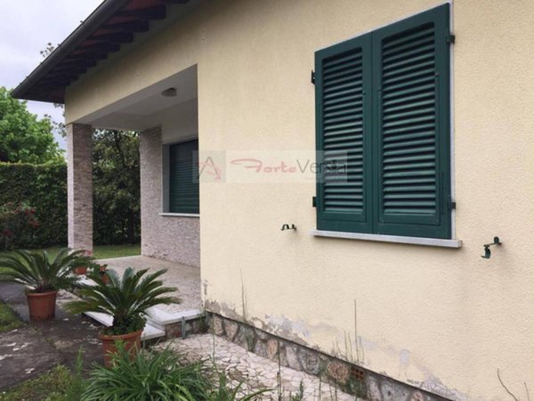 casa indipendente in affitto a Forte dei Marmi