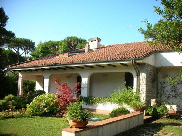 casa indipendente in affitto a Forte dei Marmi