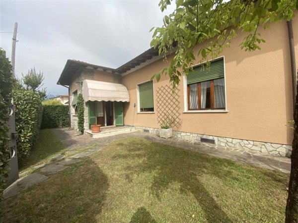 casa indipendente in affitto a Forte dei Marmi