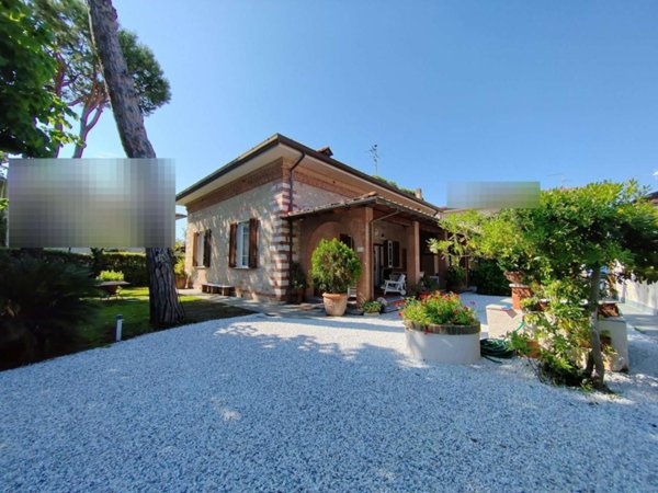 casa indipendente in affitto a Forte dei Marmi