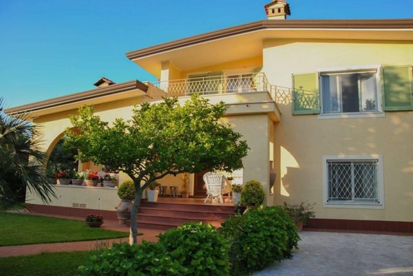 casa indipendente in affitto a Forte dei Marmi