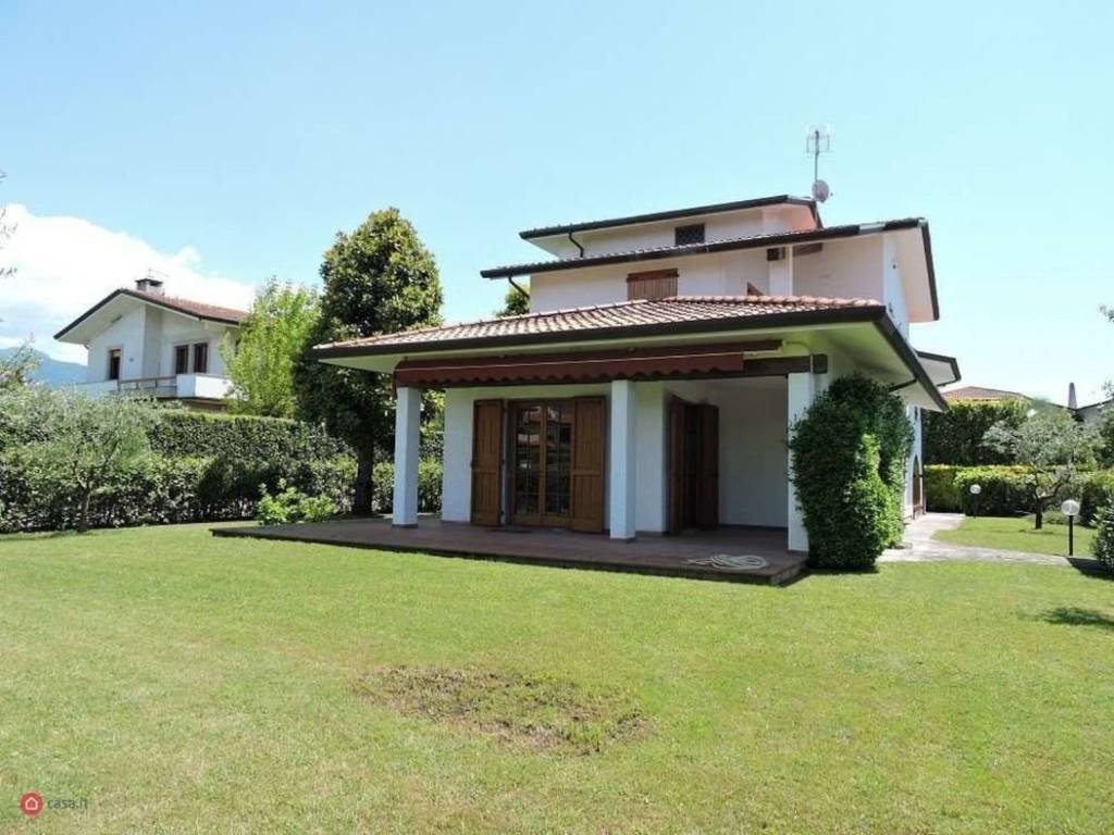 casa indipendente in affitto a Forte dei Marmi
