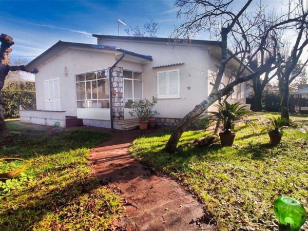 casa indipendente in affitto a Forte dei Marmi