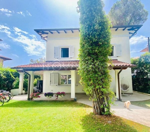 casa indipendente in affitto a Forte dei Marmi