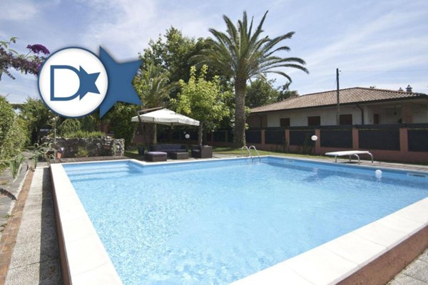 casa indipendente in affitto a Forte dei Marmi in zona Vittoria Apuana