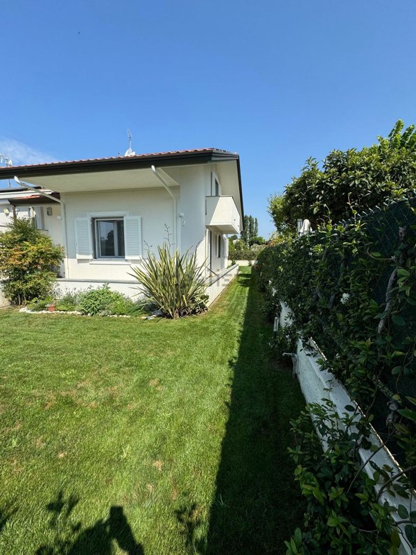 casa indipendente in affitto a Forte dei Marmi