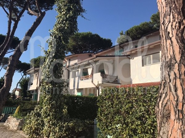appartamento in affitto a Forte dei Marmi in zona Vittoria Apuana